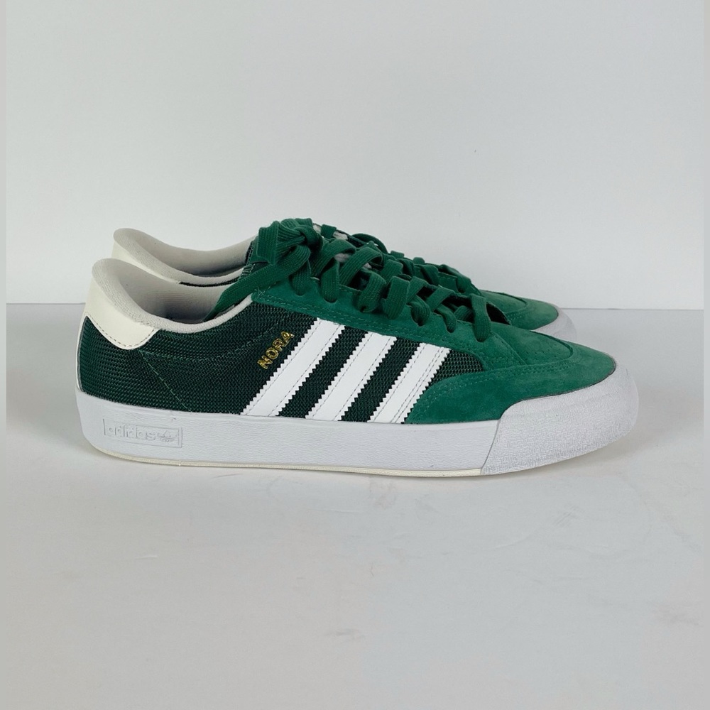 Adidas Nora green mens 8 womens 9 new in box